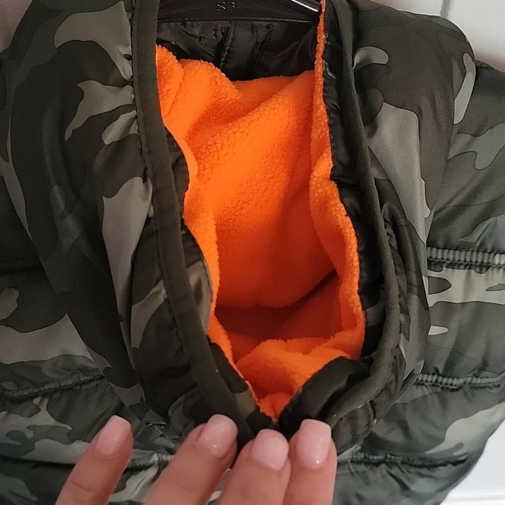 Healthtex boys 24 months, camouflage puffer coat.